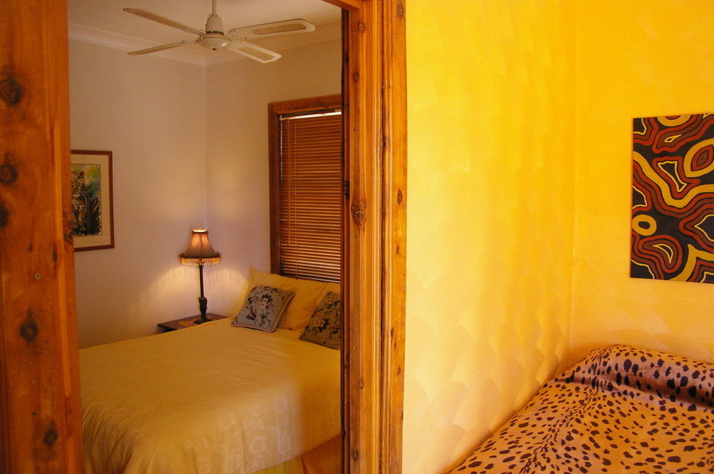 Sonja'S Bed And Breakfast Lightning Ridge Eksteriør billede