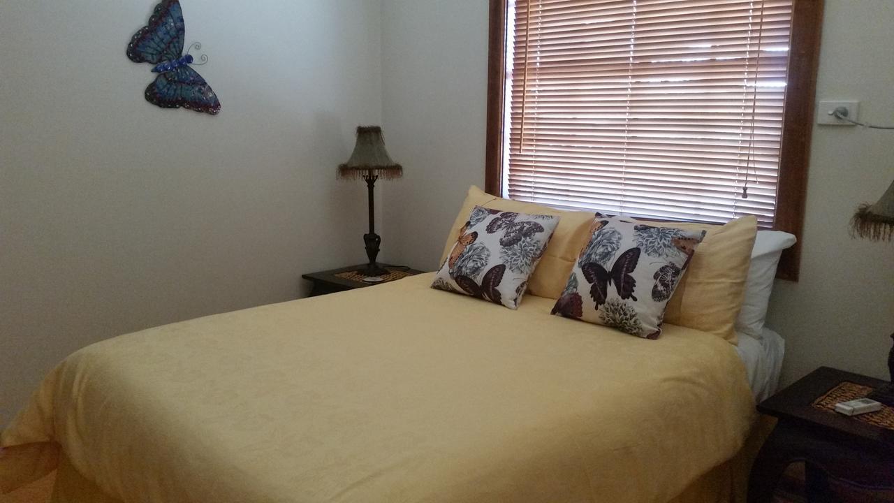 Sonja'S Bed And Breakfast Lightning Ridge Eksteriør billede